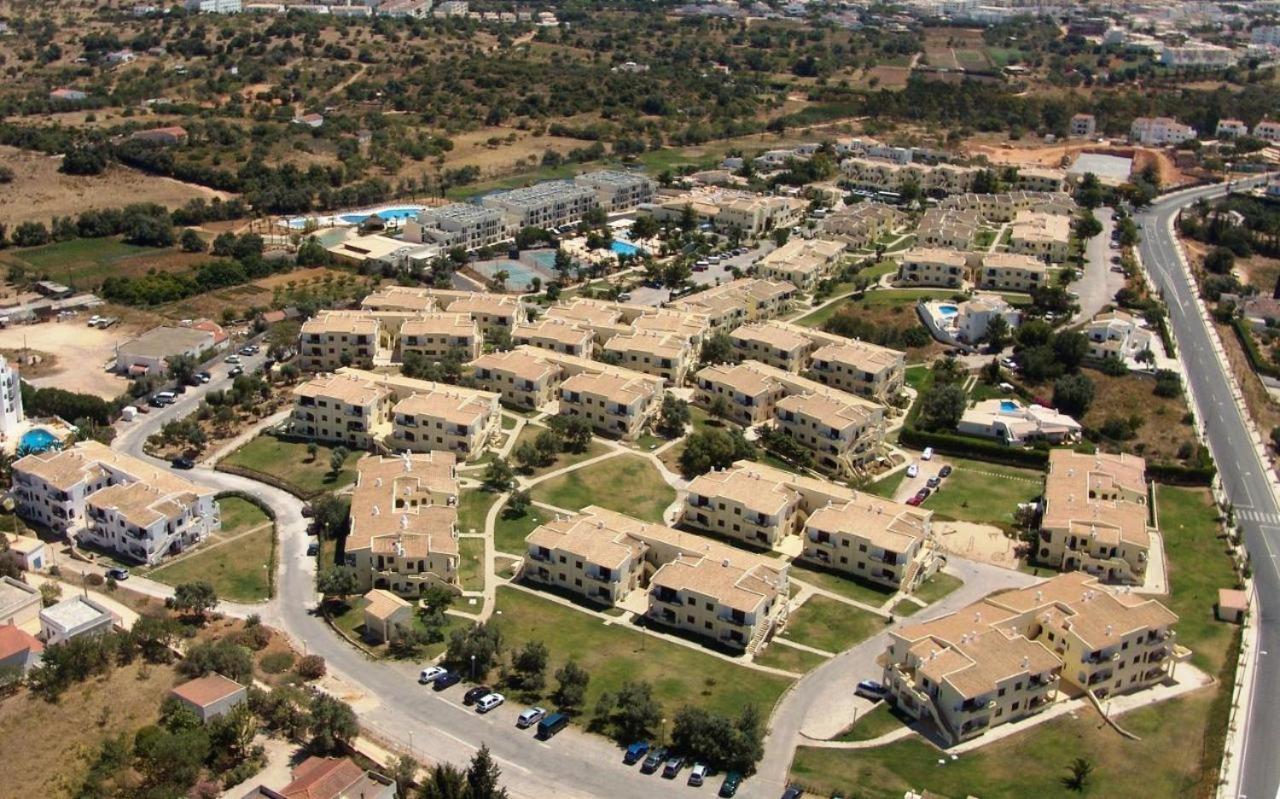 Lovely One Bedroom Apartment In Alvor Esterno foto