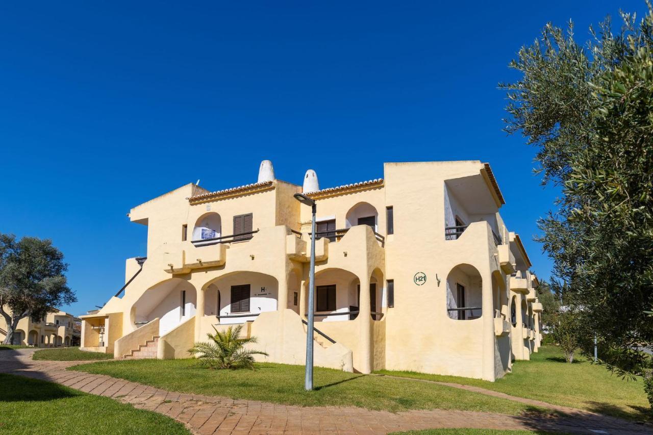 Lovely One Bedroom Apartment In Alvor Esterno foto